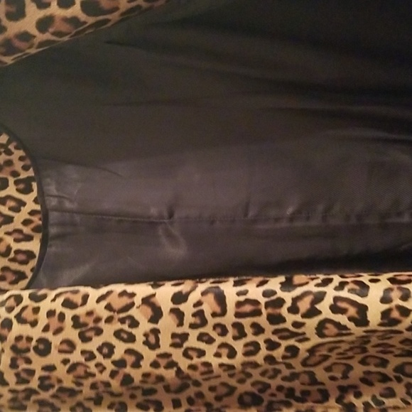 L.K.Bennett  coat ,animal print, horse hair ,size 4 - Picture 7 of 8